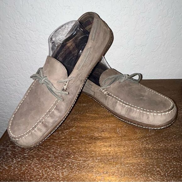 L.L Bean Hand Sewn Flannel Lined Slip On Suede Leather Moccasin Slipper Shoes - Picture 1 of 7